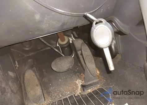 2005 Mini Cooper из США, поврежденный, VIN WMWRC33445TJ64014